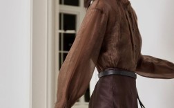 秋水伊人，如何以东方美学诠释女装故事？