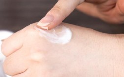 护肤手法不对？视频教你正确操作！