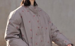 复古冬季女装如何搭配出高级感？