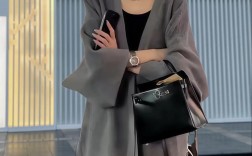 灰色长毛衣开衫女装怎么搭好看？