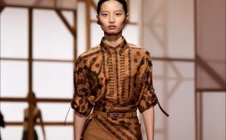 巴黎女装图片为何让人如此心动？