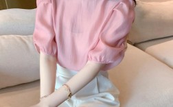粉色衬衫夏天怎么搭才好看？