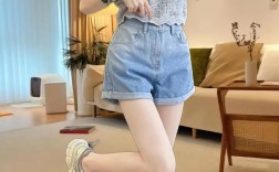 牛仔短裤怎么搭好看？