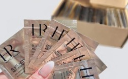 皮肤黑适合用什么护肤品？