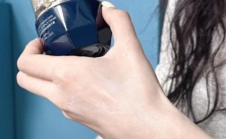 45岁选护肤品，抗老还是保湿更关键？