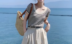 夏天T恤女装怎么搭好看？