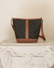 新出的抗皱精华真的有效吗？适合哪些肤质人群？-图1