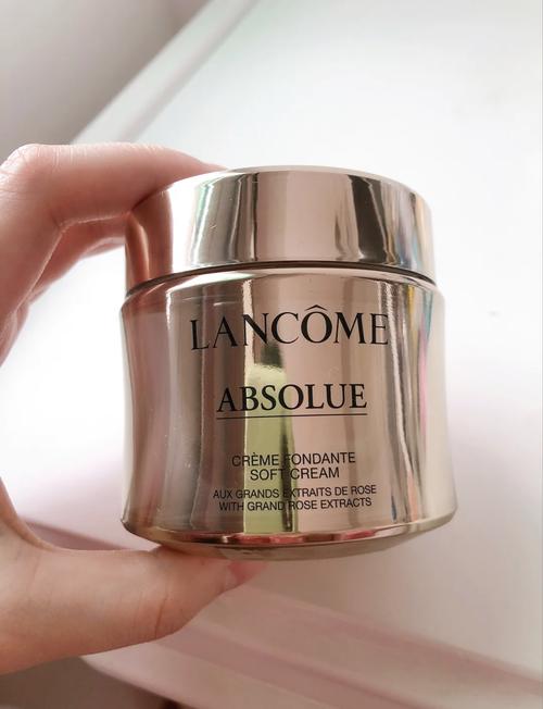 25岁女生该选什么护肤品品牌？-图2