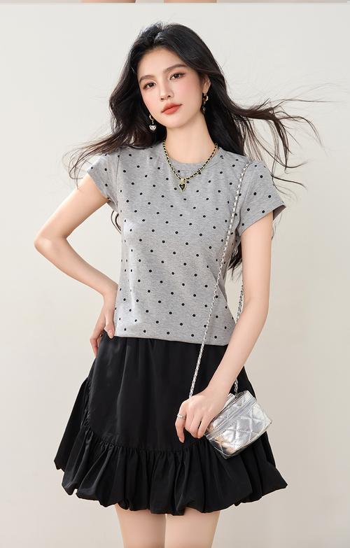 ccdd女装2025半袖夏装有何设计亮点？-图2