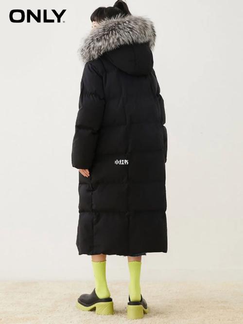 2012年ONLY羽绒服值入手吗？-图3