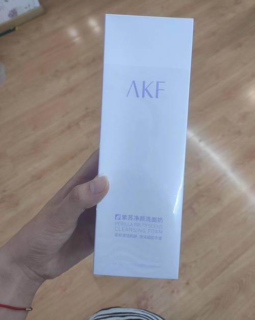 干性皮肤选护肤品，关键看成分还是肤感？-图3