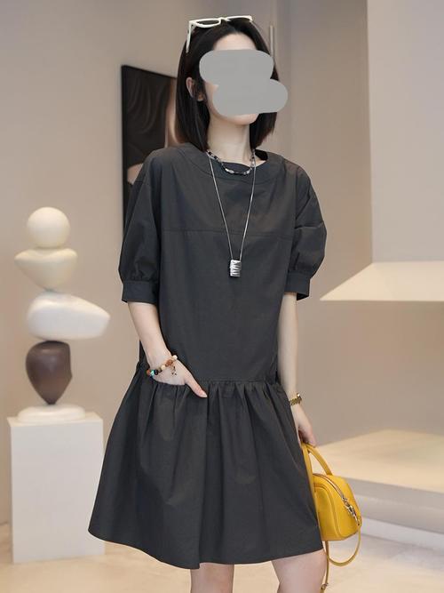 ccdd女装2025款正品，真货还是噱头？-图3