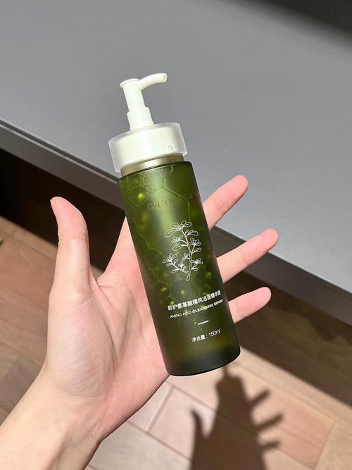 esthedew芦荟祛痘水真的能快速祛痘吗？-图2