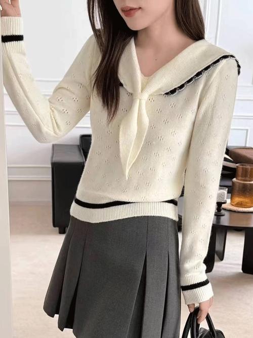 2025女装打底衫长款，为何选它？-图1