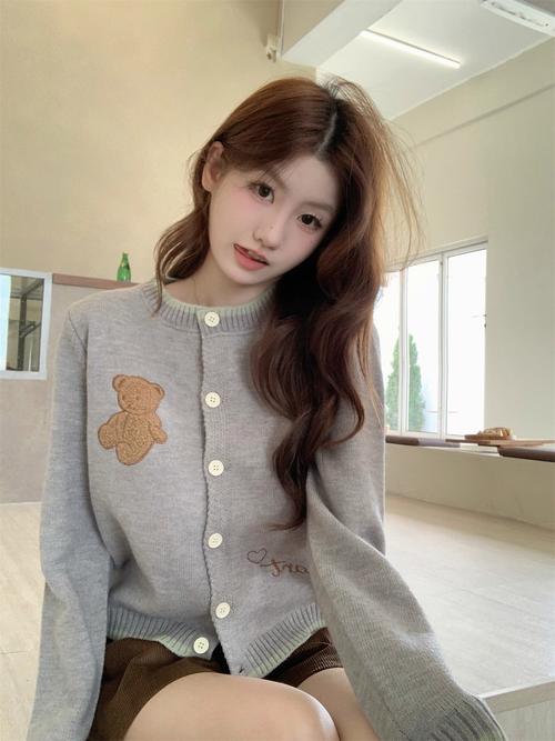 2025新款春装女装外套，选哪款更合适？-图3