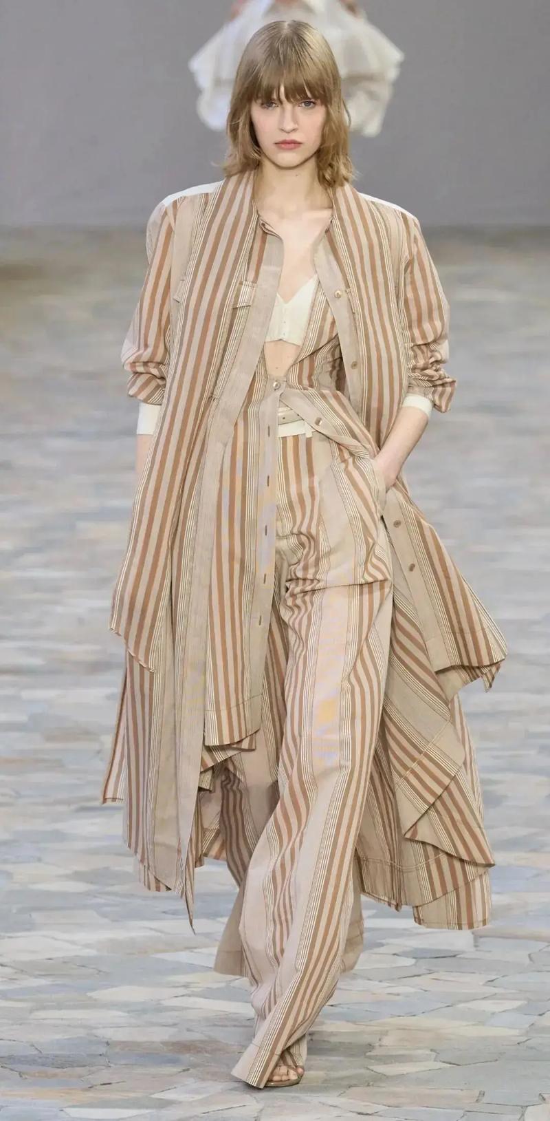 2025秋款着秀女装，主打什么新风格？-图2