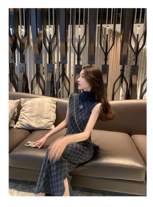 2025名牌女装新款,设计有何新突破?-图2 2025名牌女装新款,设计有何新突破?-图2