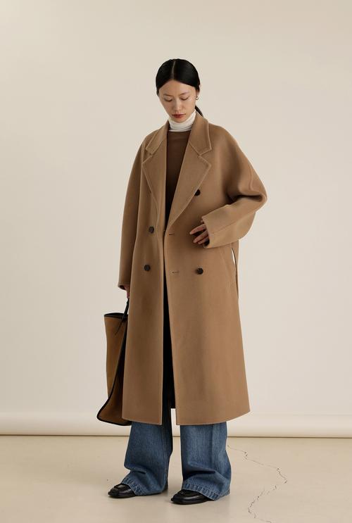 30岁冬季女装搭配，如何穿出优雅与温度？-图3