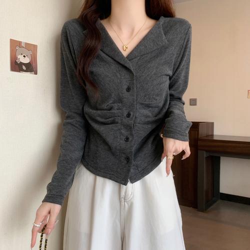 女装秋衣短装下摆不收腰，为何这样设计？-图1