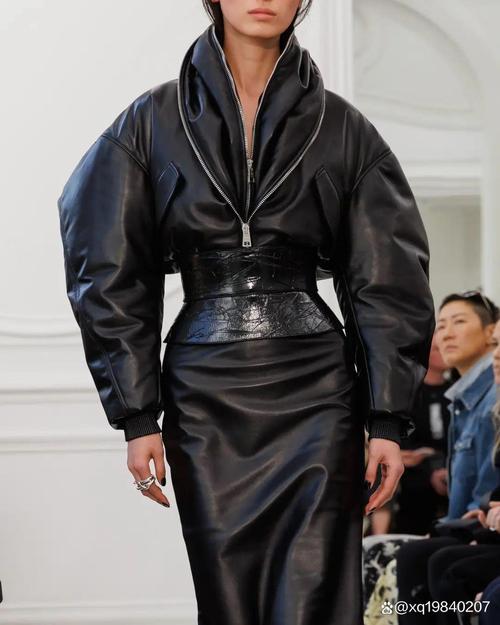 纪梵希2025女装新品，将带来哪些惊喜？-图1