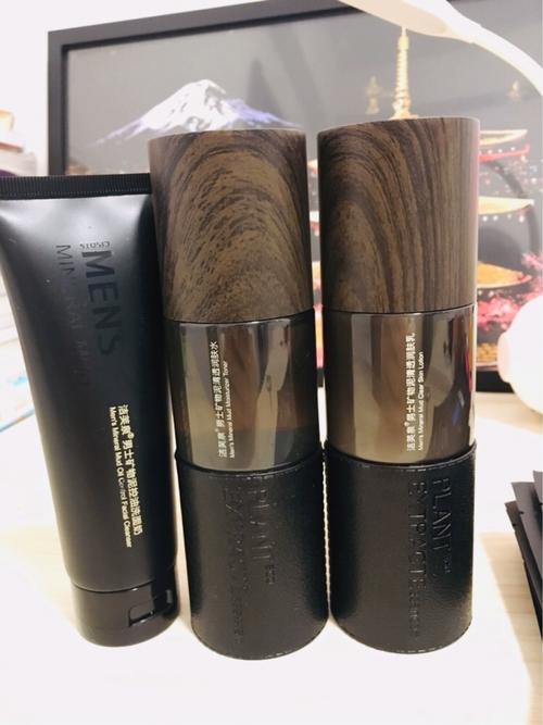 男士毛孔粗大，护肤品选哪些有效？-图3