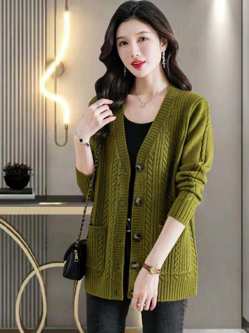 中长款毛衣外套女图，显瘦百搭怎么选？-图1