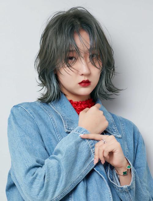 今年最潮女装发型是哪款？-图2