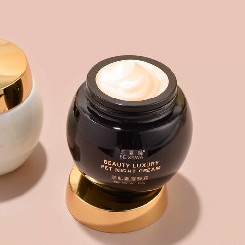 皮肤黑适合用什么护肤品？-图3