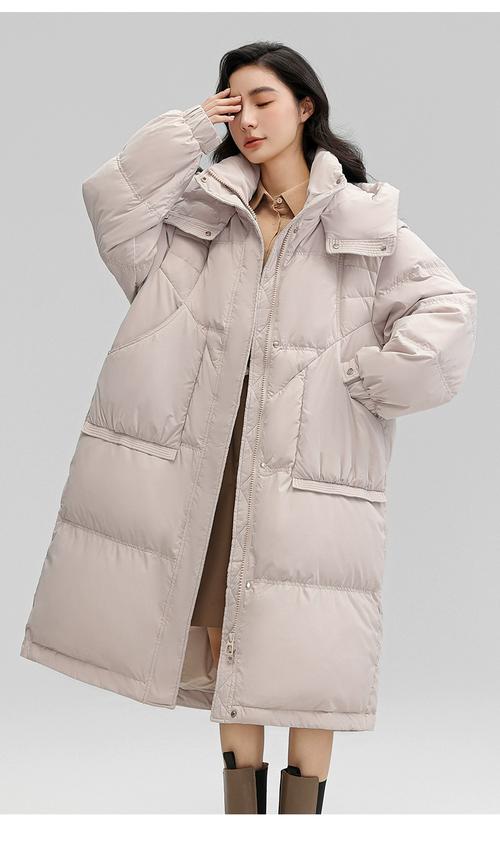 2025女装羽绒服外壳会成新趋势吗？-图3