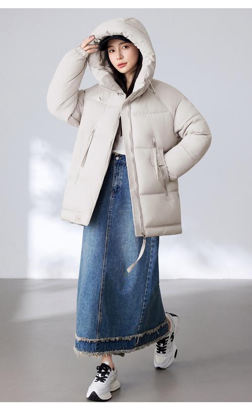 2025冬装流行趋势，哪些女装单品最火？-图3