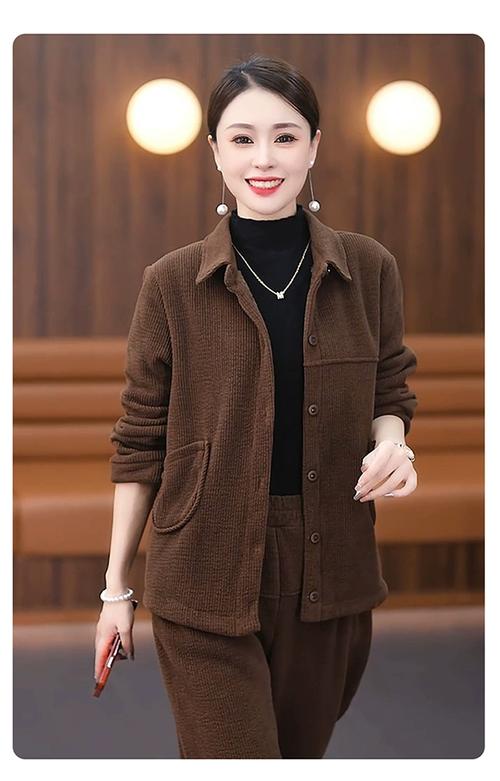 女装套装2025款冬装-图2