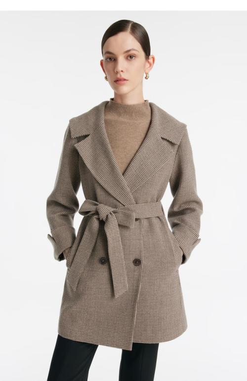 歌莉娅2025新款女装设计有何新突破？-图2