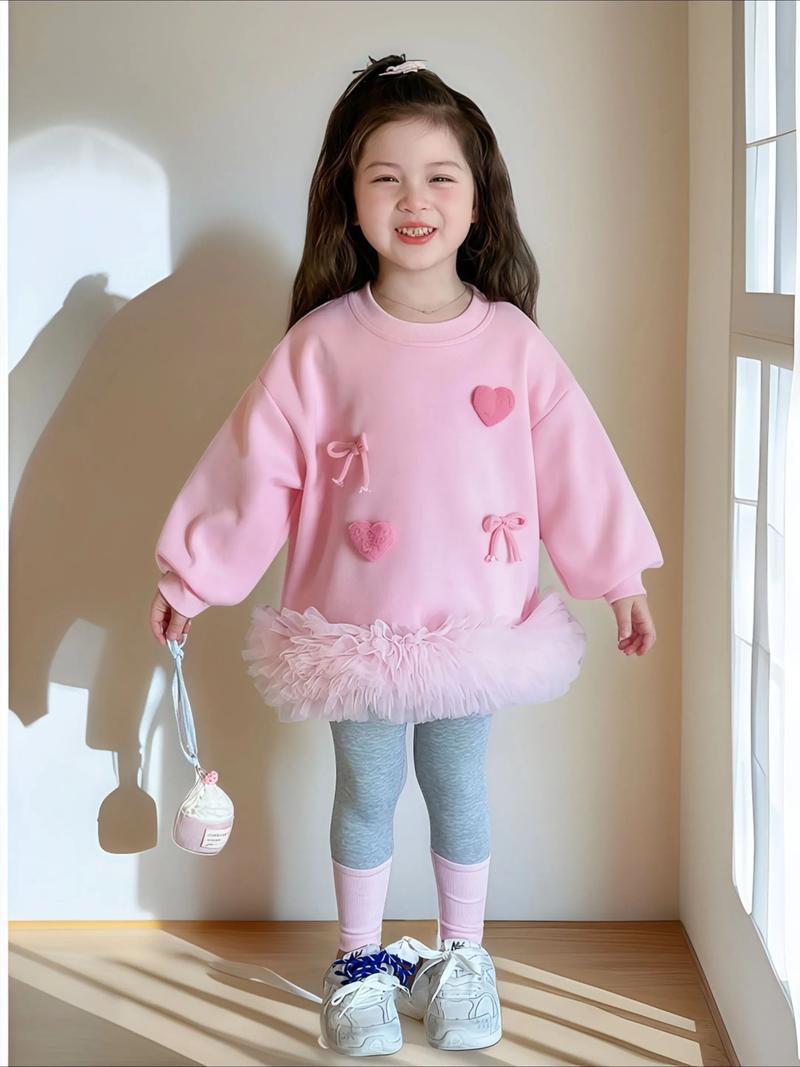 女装粉色大卫衣搭配图片-图2