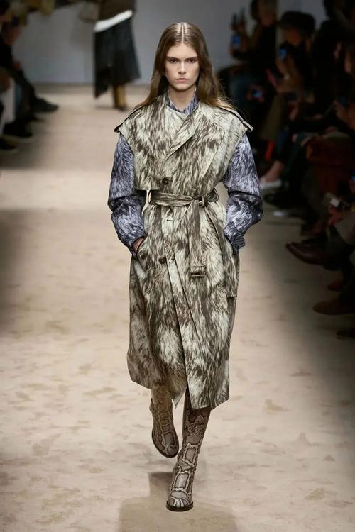 2025秋女装流行趋势？-图3