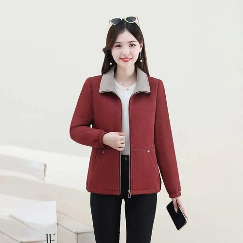 中老年春装外套选款显瘦还是舒适？-图2