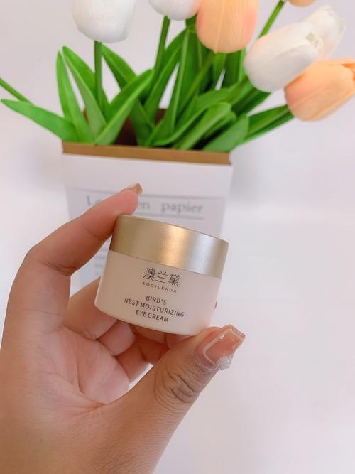 哺乳期护肤品选什么安全又有效？-图1