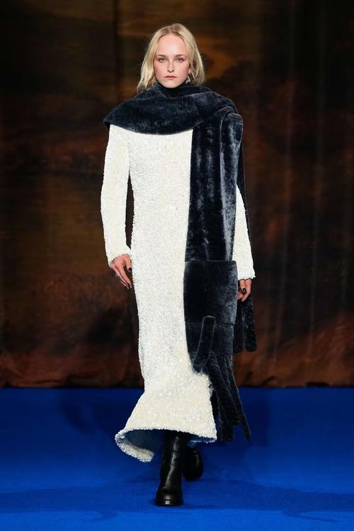 巴宝莉2025秋冬女装-图1