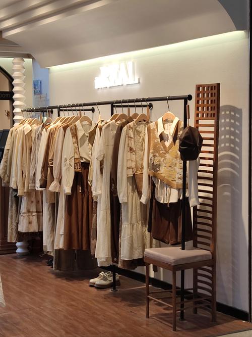 女装什么风格好卖？-图1