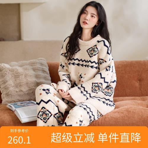 2025冬女装套装，流行趋势如何？搭配技巧有哪些？-图3