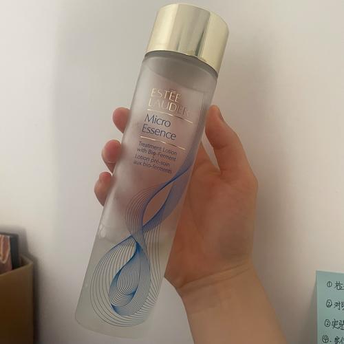 28岁女人选护肤品，抗初老还是基础保湿？-图1