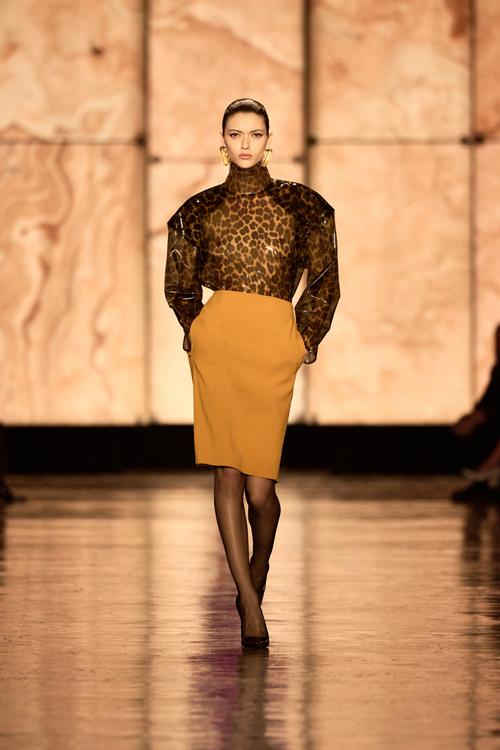 YSL 2012秋冬女装如何定义优雅新风尚？-图2