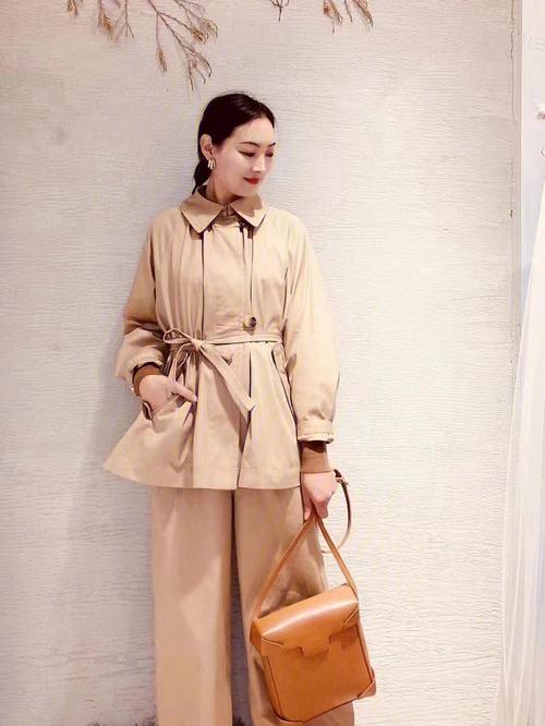 如何快速辨别Ein女装真假？-图1