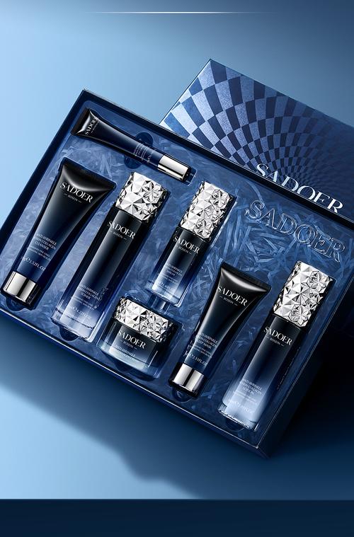 老年人选护肤品，该注意什么？-图2