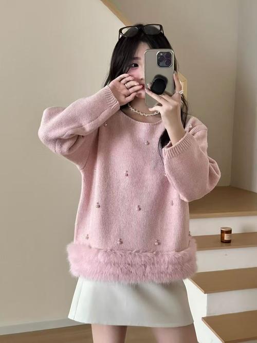 2025冬装毛衣新款，设计亮点有哪些？-图1
