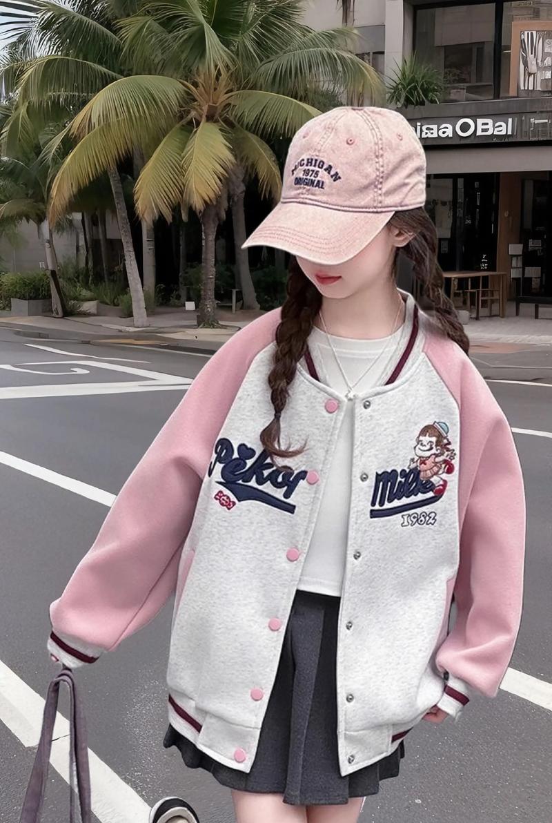 棒球服2025新款女装，设计亮点有哪些？-图2