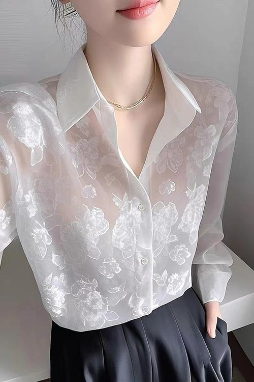 2025新款女衬衣，设计亮点与百搭秘诀是什么？-图2