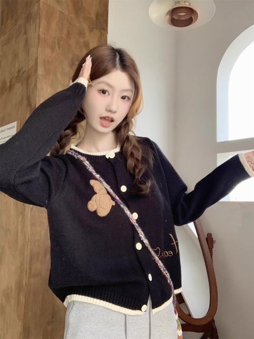 2025春装女装毛衣新款有哪些亮点？-图2