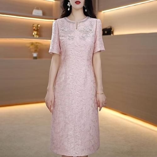 东京女装连衣裙2025将引领何种时尚潮流？-图2