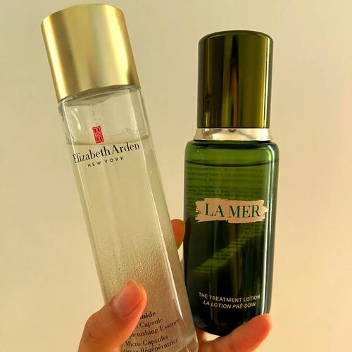 油皮用什么护肤品？控油保湿怎么选？-图2