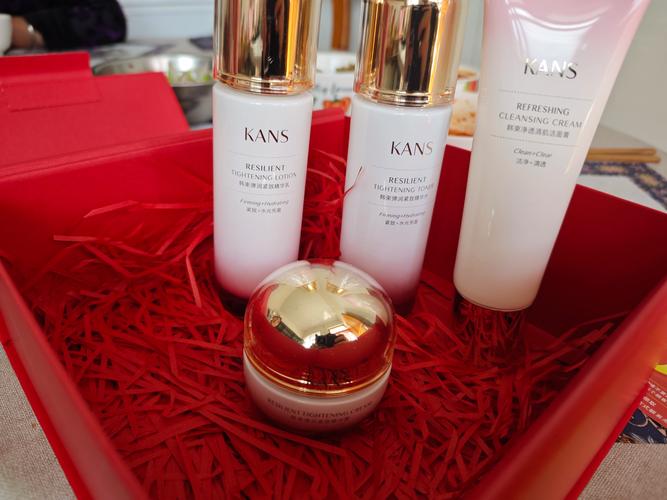 50岁女人护肤品怎么选？抗老保湿怎么兼顾？-图3